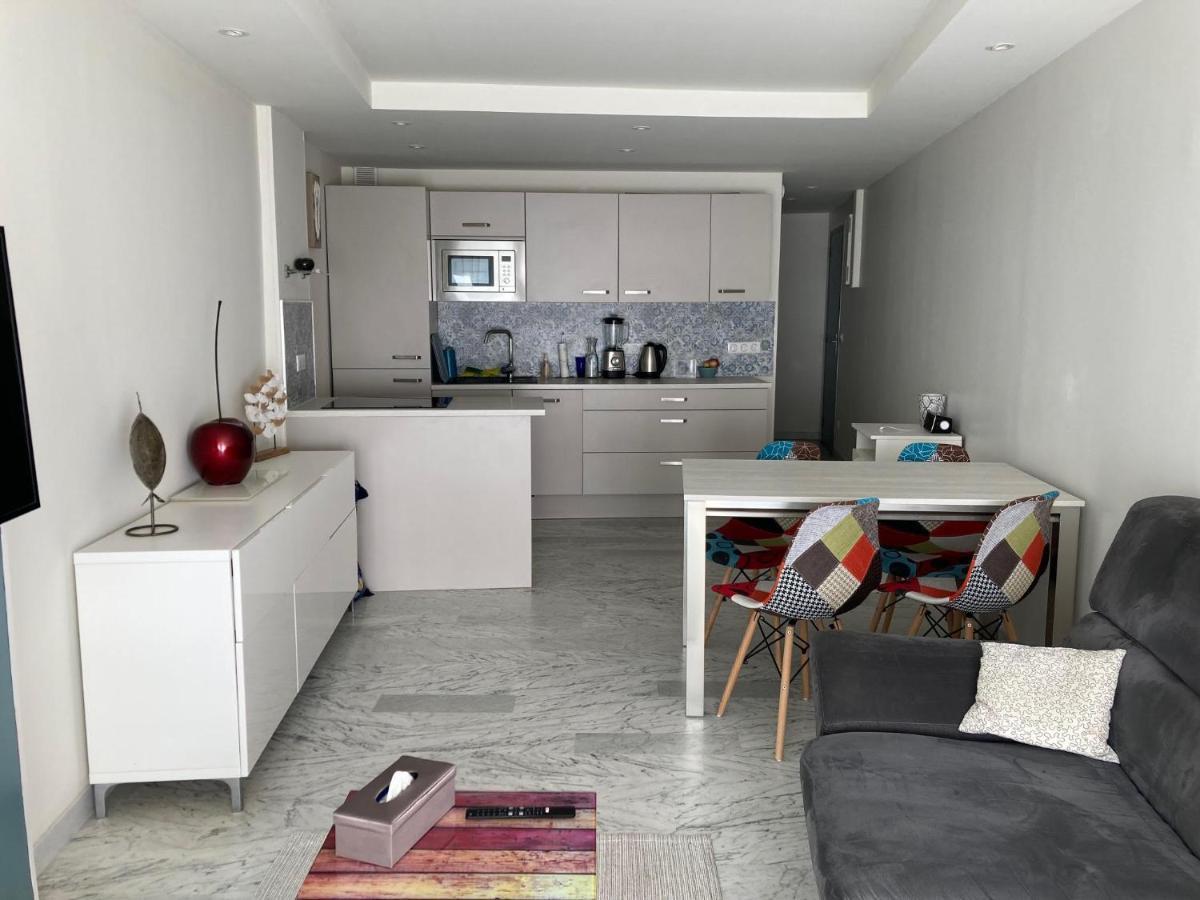 Ancre Bleue***, 1Ere Ligne Plage, Piscine, Clim. 라그랑모트 외부 사진
